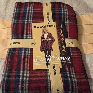 NWT Woolrich Plush Blanket Wrap Luxe Softness Red/Black Plaid One Size